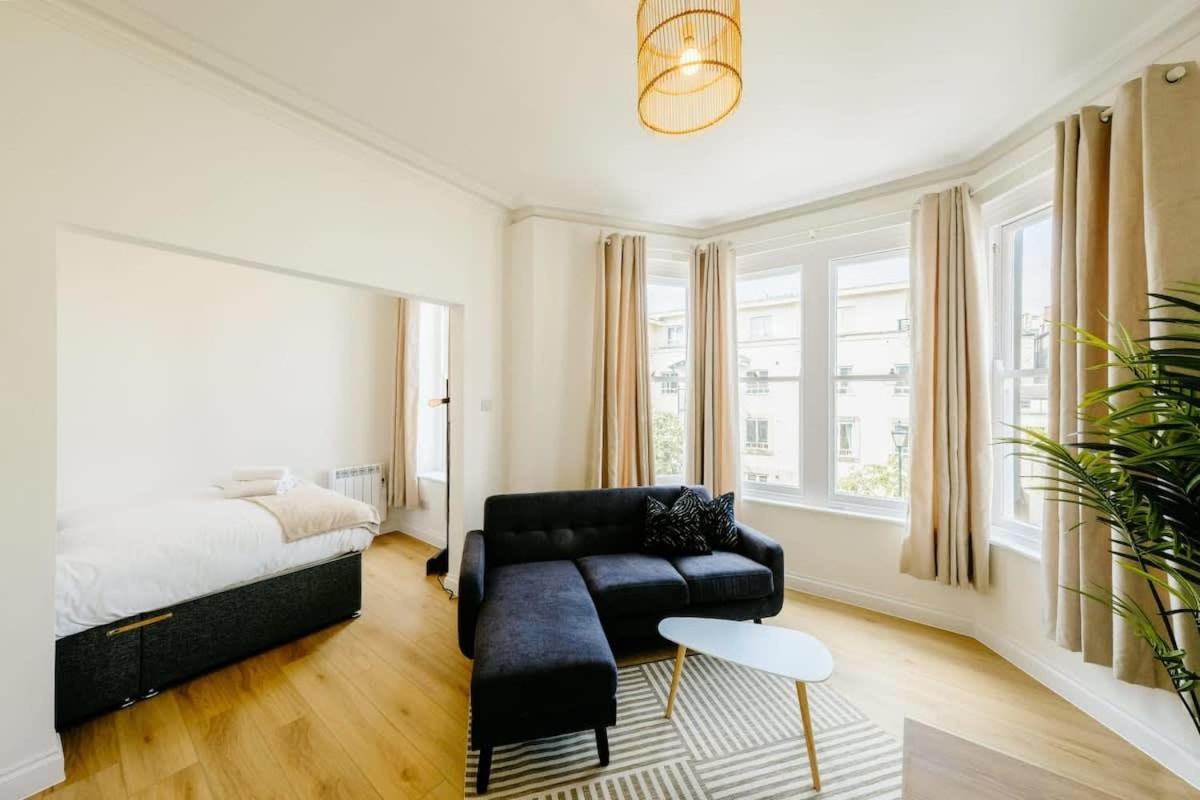 Grange Road 4 * Bristol